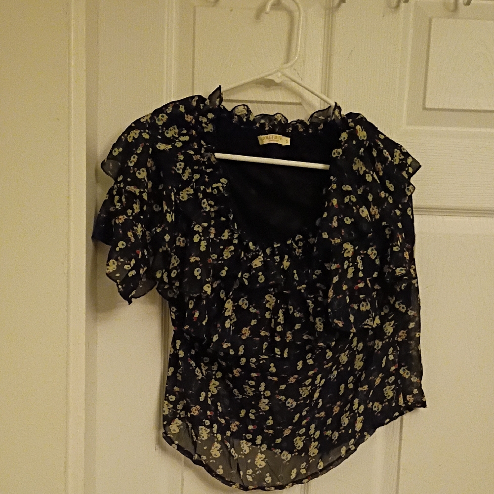 Women's Elegant Ruffled Summer Blouse